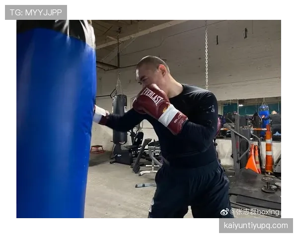 张志磊训练完就直接往商场冲，那身价和普通人生活真是差太远了！